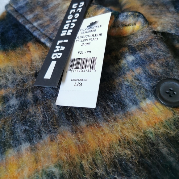 Button Down Long Plaid jacket - Picture 3 of 4